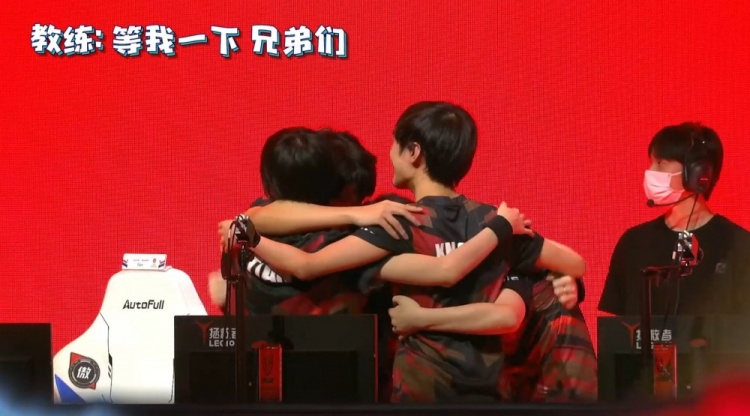 门将因伤或